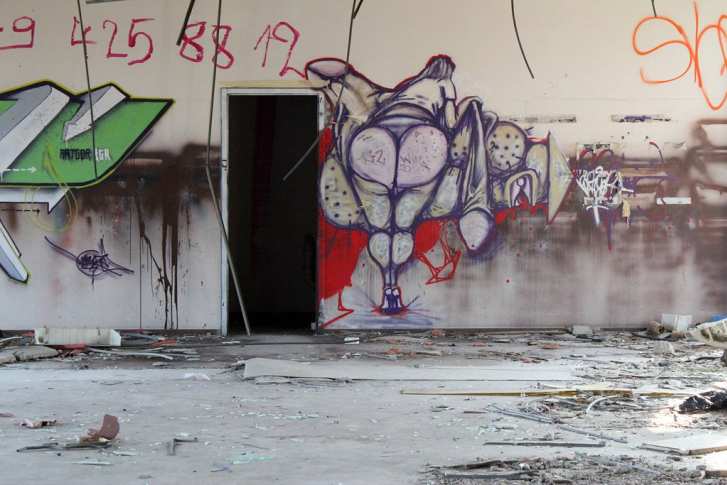 Raeume_Halle Zollstock3.jpg